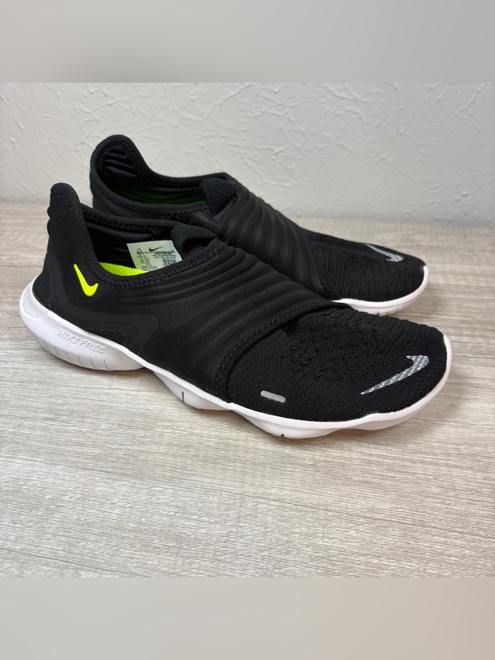 Nike Free RN Flyknit 3.0 Black Volt Womens 9.5 Slip On Running Shoes AQ5708-001